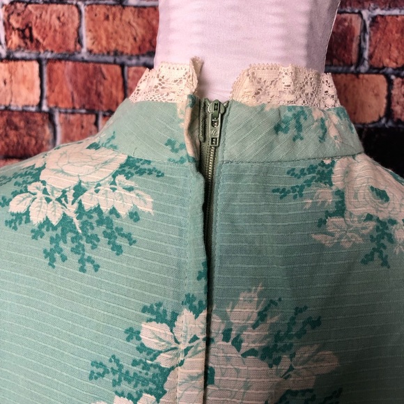 Vintage Maxi Dress - Picture 6 of 7